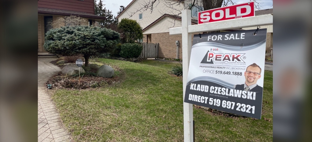 A home with a sold sign is seen in London, Ont. on Wednesday, April 13, 2022. (Sean Irvine / CTV News)