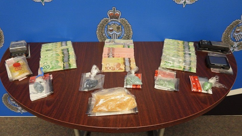 Fentanyl and cash seized by Sarnia, Ont. police on April 7, 2022. (Sarnia Police)