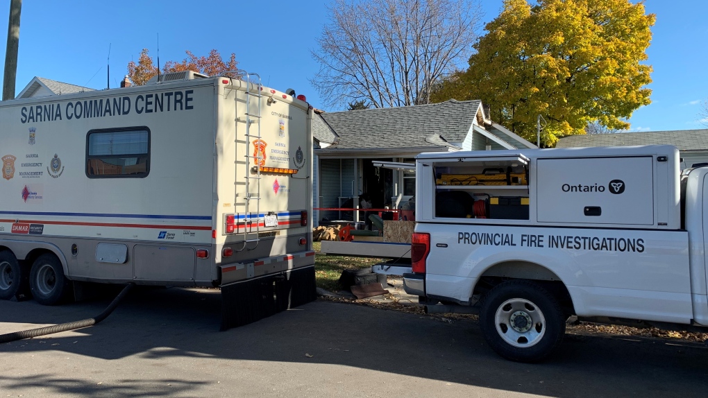 The Office of the Ontario Fire Marshal and the Sarnia Police Service remain at the scene of a fatal fire on Napier Street in Sarnia, Ont. on Nov. 11, 2023. (Bryan Bicknell/CTV News London) 