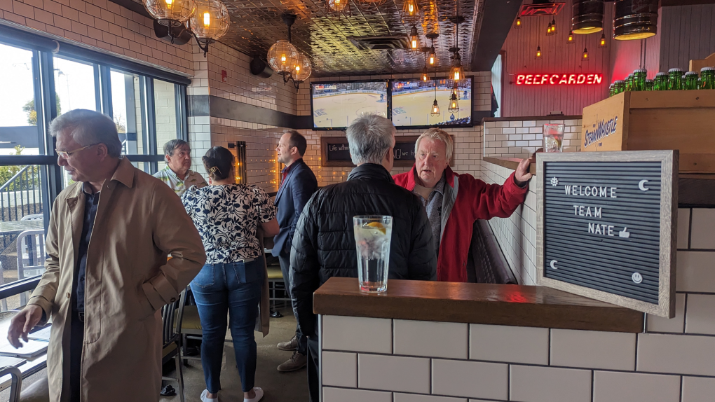A pub night was held at Beertown in London, Ont. on May 2, 2023 so Londoners could chat one-on-one with Nate Erskine-Smith, a Liberal MP in Toronto, Ont. (Joel Merritt/CTV News London) 