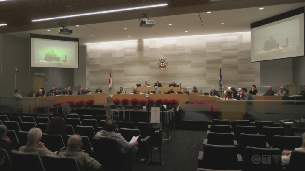 Should Windsor councillors be full time?