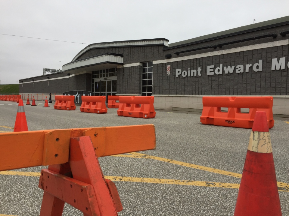 Point Edward Arena vaccination clinic