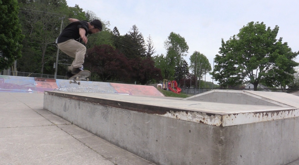 Vlad Moya- Skateboarding in Port Stanley